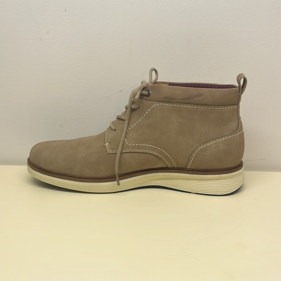 Tommy Hilfiger Tan Leather Hugh Top Sneakers Men’s Size 9 (Used) - Picture 3 of 6